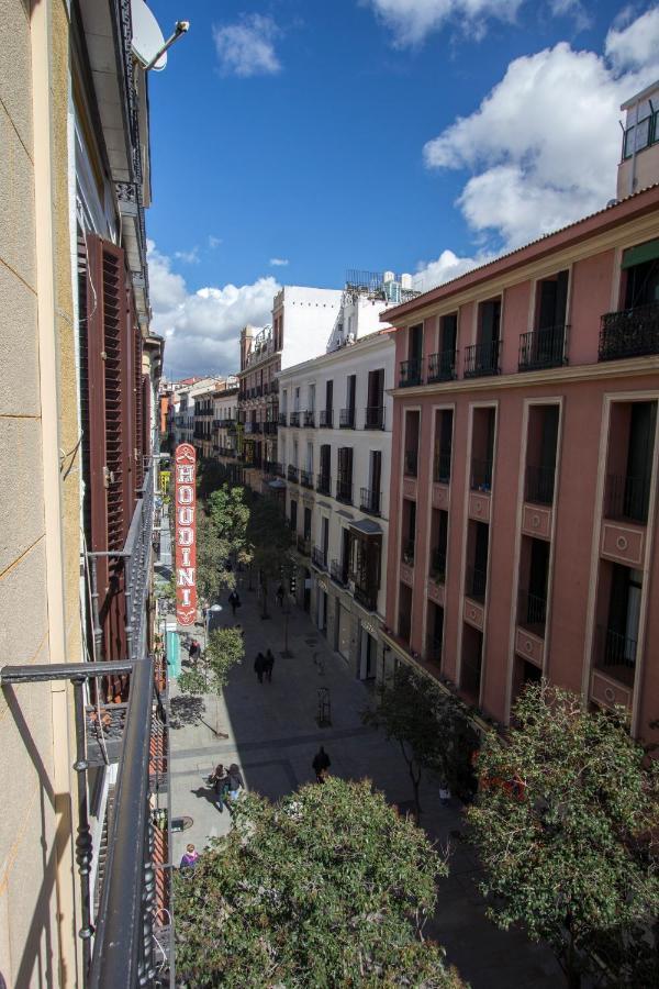 Hostal Los Alpes Madrid Exteriér fotografie